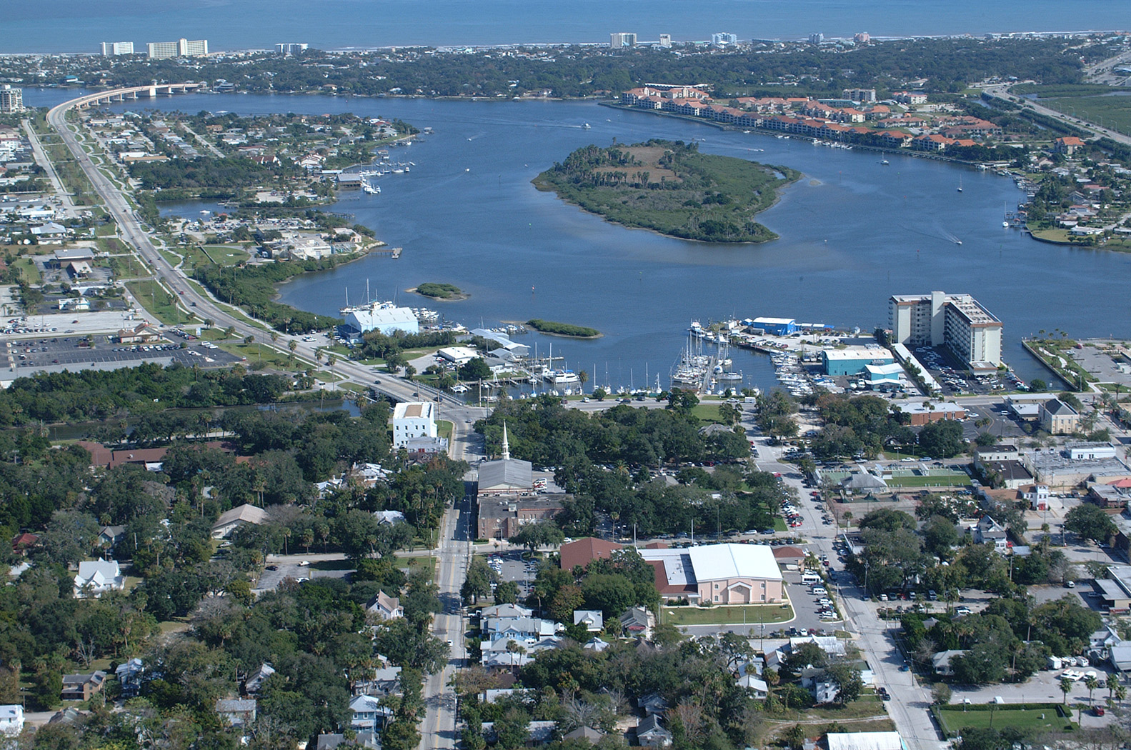 Understanding Fresh Water vs. Salt Water in Our Area - Gerry's Marina