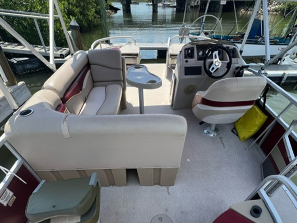 Rental Boat 3 3